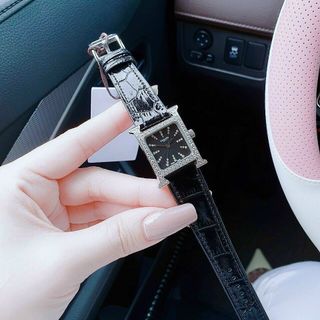ĐỒNG HỒ HERRMES NIỀNG ĐÁ NỮ CAO CẤP
