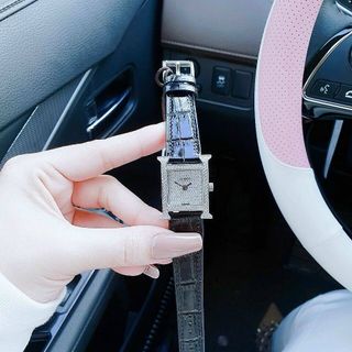 ĐỒNG HỒ HERRMES MINI FULL ĐÁ CAO CẤP