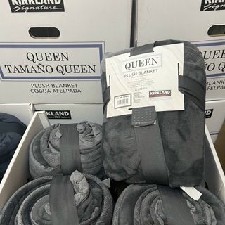 CHĂN LÔNG CỪU QUEEN KIRKLAND NHẬP KHẨU NHẬT BẢN