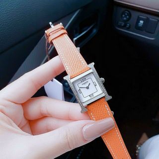 ĐỒNG HỒ HERRMES NỮ NIỀNG ĐÁ CAO CẤP
