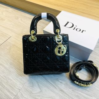 Túi xách quảng châu D.I.O.R LADY 5 Ô SUPER (Chuyên sỉ túi xách sll, balo, ví, phụ kiện, túi Laptop)