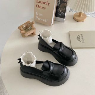 Giày lười nữ đế bằng chất da mềm xinh xắn A1