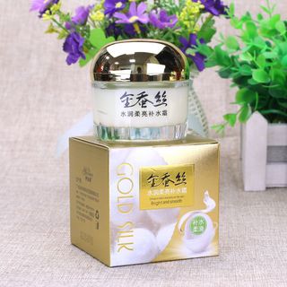 Bộ 3 kem Dưỡng GOLD SILK Nhõng Cấp ẩm , làm sáng , Căng bóng da, Chống nắng , giúp da đều màu ,se khít lỗ chân lông ( 1hop 55g ) Giá từng sản phẩm
