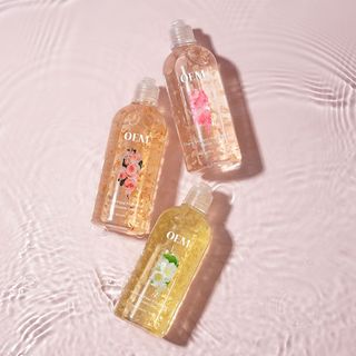 Gia công sữa tắm gel cánh hoa đạt chuẩn GMP
