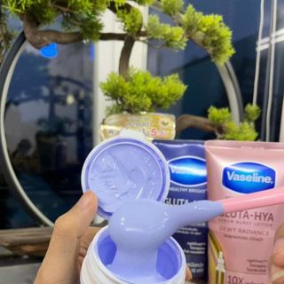 KÍCH TRẮNG VASELINE 10X