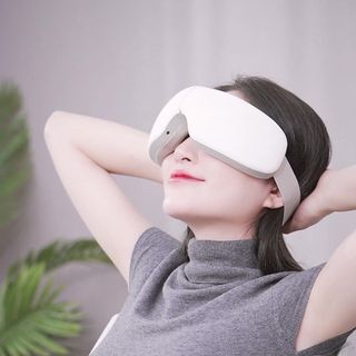 Máy massage mắt cao cấp