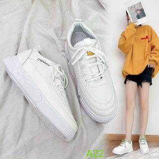 Giày thể thao nữ trắng da mềm sang chân A22
