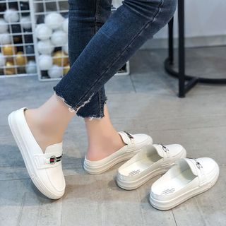 Giày sục nữ da phối móc xích đẹp SD13