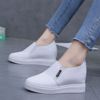 Giày slip on nữ độn đế da trơn trẻ trung SD06