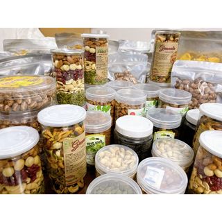 Hộp mix 5 loại hạt macca-óc chó đỏ- bí xanh-hạnh nhân-hạt điều
