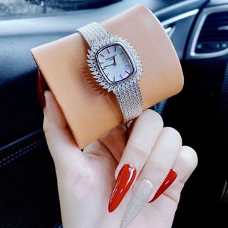 Đồng hồ nữ cao cấp PATEK PHILIPPE SATINE MẶT KHẢM TRAI về lại