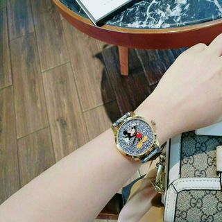 ĐỒNG HỒ GUCCl DA MICKEY CAO CẤP SALE