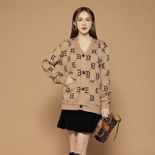 Áo khoác len Cardigan thêu chữ B L002