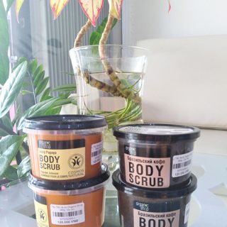 Tẩy tế bào chết body ORGANIC  với chiết xuất từ thiên nhiên 250ml