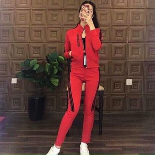 Bộ đồ nữ thể thao chất liệu umi