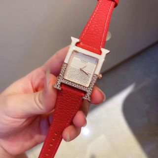 Đồng hồ da nữ mới đẹp