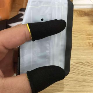 Găng tay chơi game chống mồ hôi tay