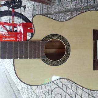 Đàn Guitar