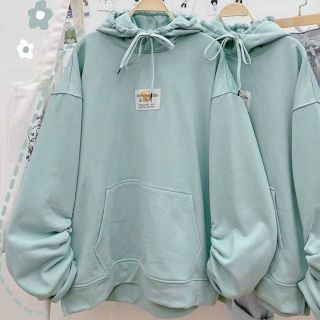 Áo hoodie thêu dán lên form đẹp, tay phồng giá sỉ