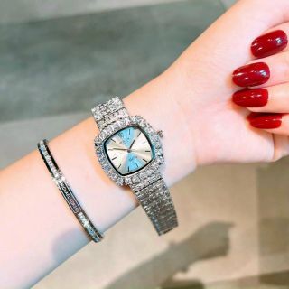 ĐỒNG HỒ ROLLEX NỮ VUÔNG NEW HOT