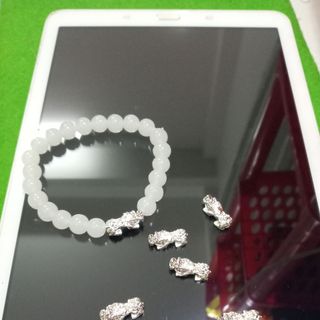 1 con tỳ hưu rời