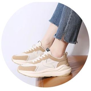 Giày thể thao nữ màu Nâu đế cao 5cm AD0066