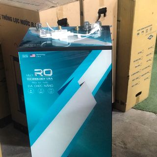 Gia công Tủ máy lọc nước RO kính cường lưc 4D