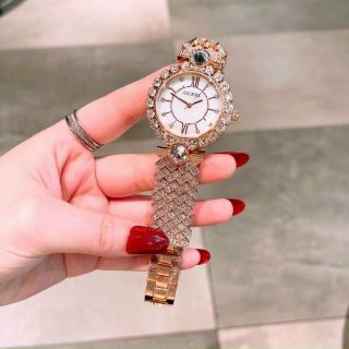 ĐỒNG HỒ GUUES VIỀN ĐÁ NỮ