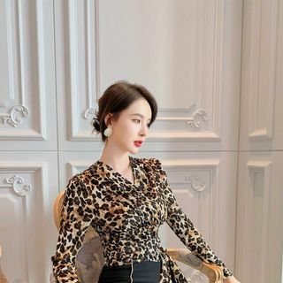 SET BỘ ÁO KIỂU HỌA TIẾT BEO QUẦN ỐNG RỘNG PHỐI VIỀN CAO CẤP