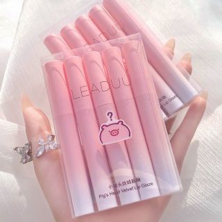 Set son kem Leaduu heo 5 cây hồng