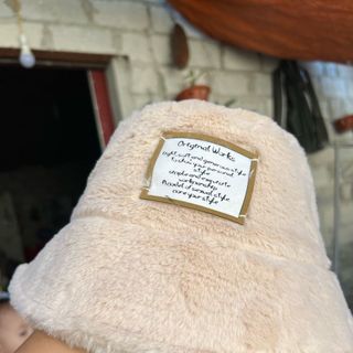 Mũ lông mới