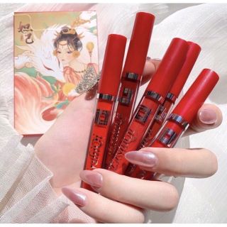 Set son cô gái 5 cây đỏ
