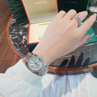 ĐỒNG HỒ NỮ ROLLEX TRUNG CẤP