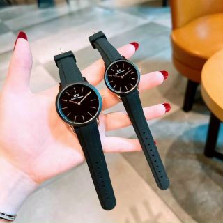 ĐỒNG HỒ D W ICONIC MOTION COUPLE