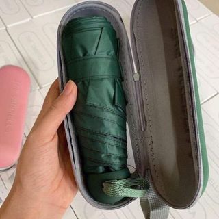Ô dù gấp gọn có hộp đựng