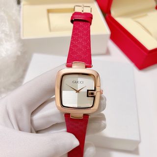 Đồng hồ da guccccci vuông mới