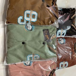 ÁO KHOÁC DA LỘN BOMBER NỮ NÚT BẤM thÊU HÌNH 8S GẤU