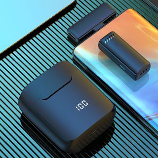 Micro Thu Âm Không Dây D68 HD Design Có Dock Sạc , Míc Thu Âm Không Dây Khử Tiếng Ồn - Phù hợp Livetream -Quay Video - Ghi Âm Cho Điện Thoại Chân Type C và Lightning