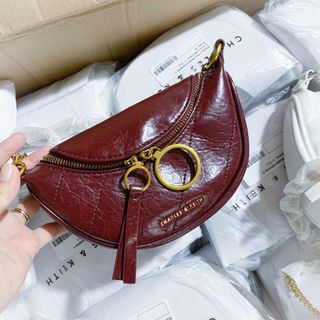 Túi CKk BAO TỬ sz22 , K hộp, có bọc seal .Hàng Like auth, có logo mã cod