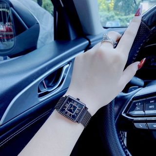 Đồng hồ nữ cao cấp GGGUESS W0826L4