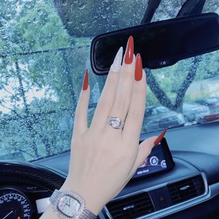 Đồng hồ nữ cao cấp PPPATEK PHILIPPE SATINE MẶT KHẢM TRAI về lại