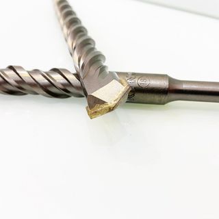 MŨI KHOAN BÊ TÔNG XUYÊN TƯỜNG ĐẦU DẸT KYNKO MKBTXT-18260
