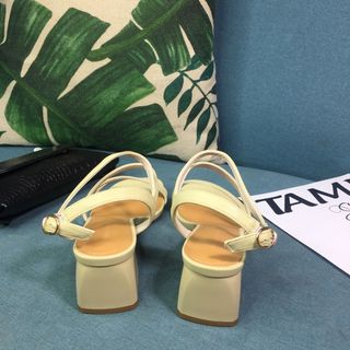 Sandal nữ gót cao 5CM quai trơn màu vàng CG0041