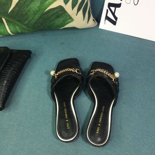 Dép gót 3cm quai da đính ngọc trai Màu đen CG0039
