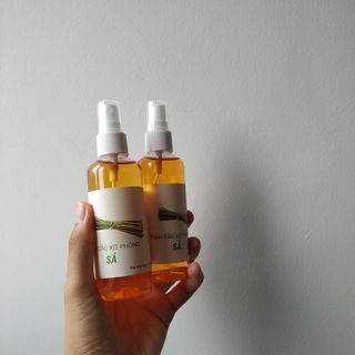 Tinh dầu sả xịt phòng 100ml, chai nhựa