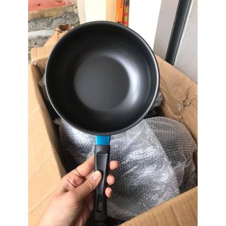 Chảo siêu chống dính 18cm sâu lòng k dùng được Bếp Từ