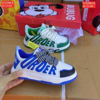 Giày thể thao trẻ em màu trắng phối chữ S3325