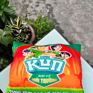 Gối Tựa lưng mềm mịn 36cm hàng Khuyến mãi Sữa Kun (MÀU NGẪU NHIÊN)