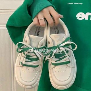 Giày thể thao nữ đế bằng màu trắng phối màu đẹp 2