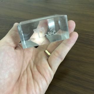 Chận giấy/đôn tượng mica cao cấp